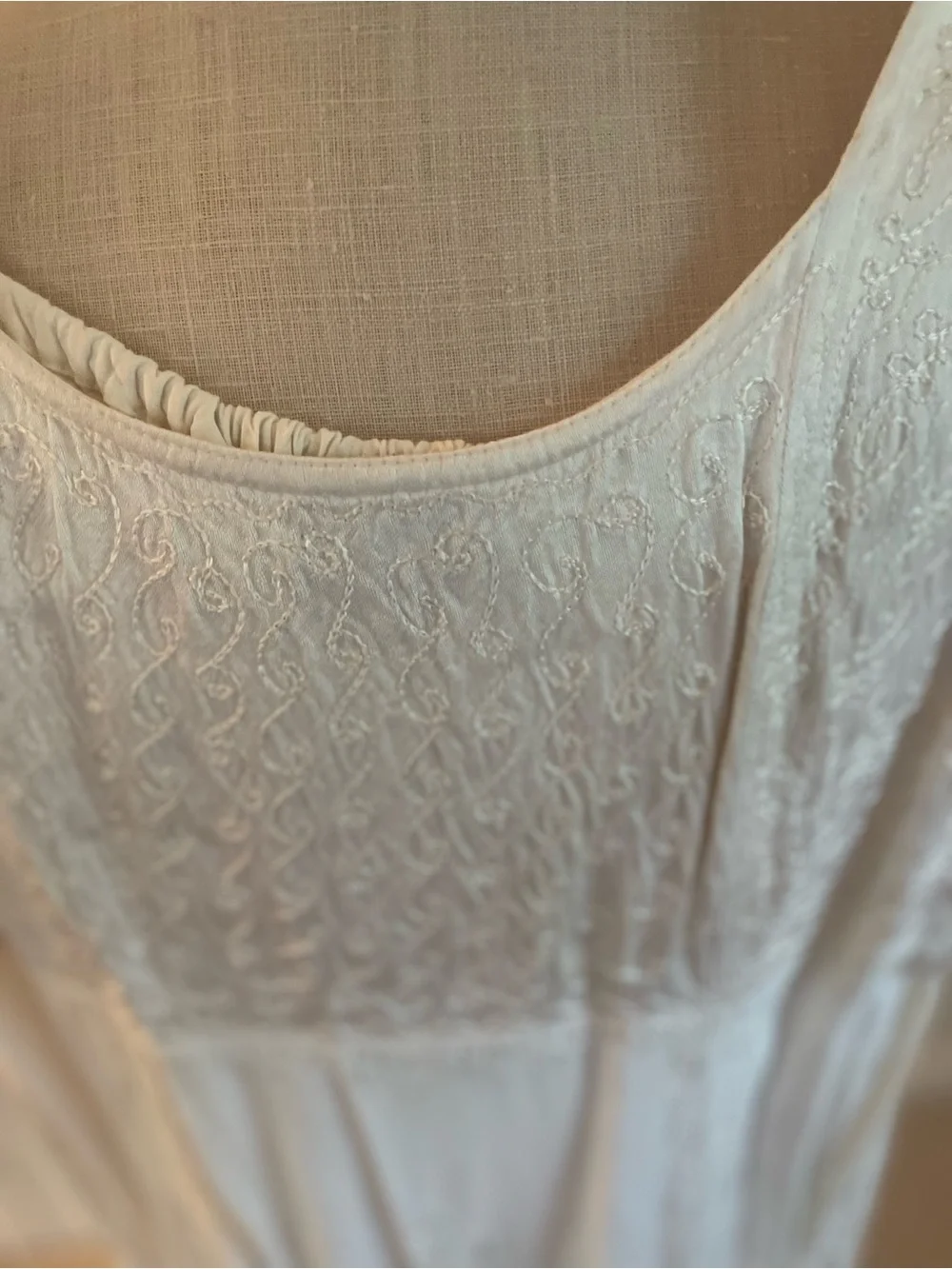 White Sleeveless Lace-Panel Boho Dress - Picture 3 of 5
